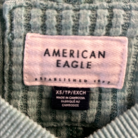 AMERICAN EAGLE OUTFITTERS V-Neck Oversized Waffle Sweater - Picture 6 of 8
